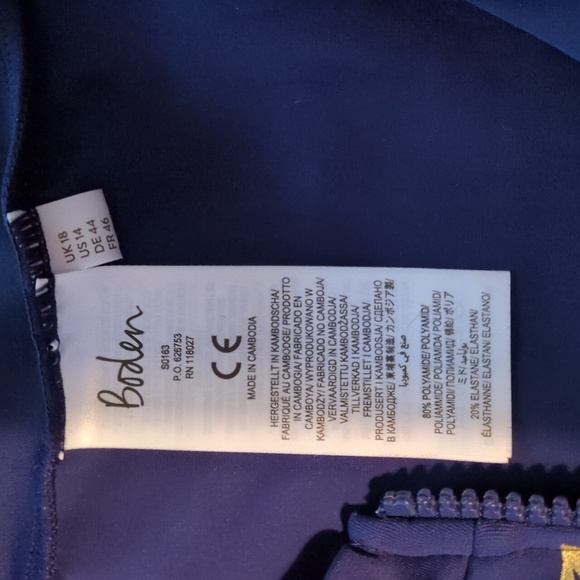 Boden Tankini top - Picture 2 of 3